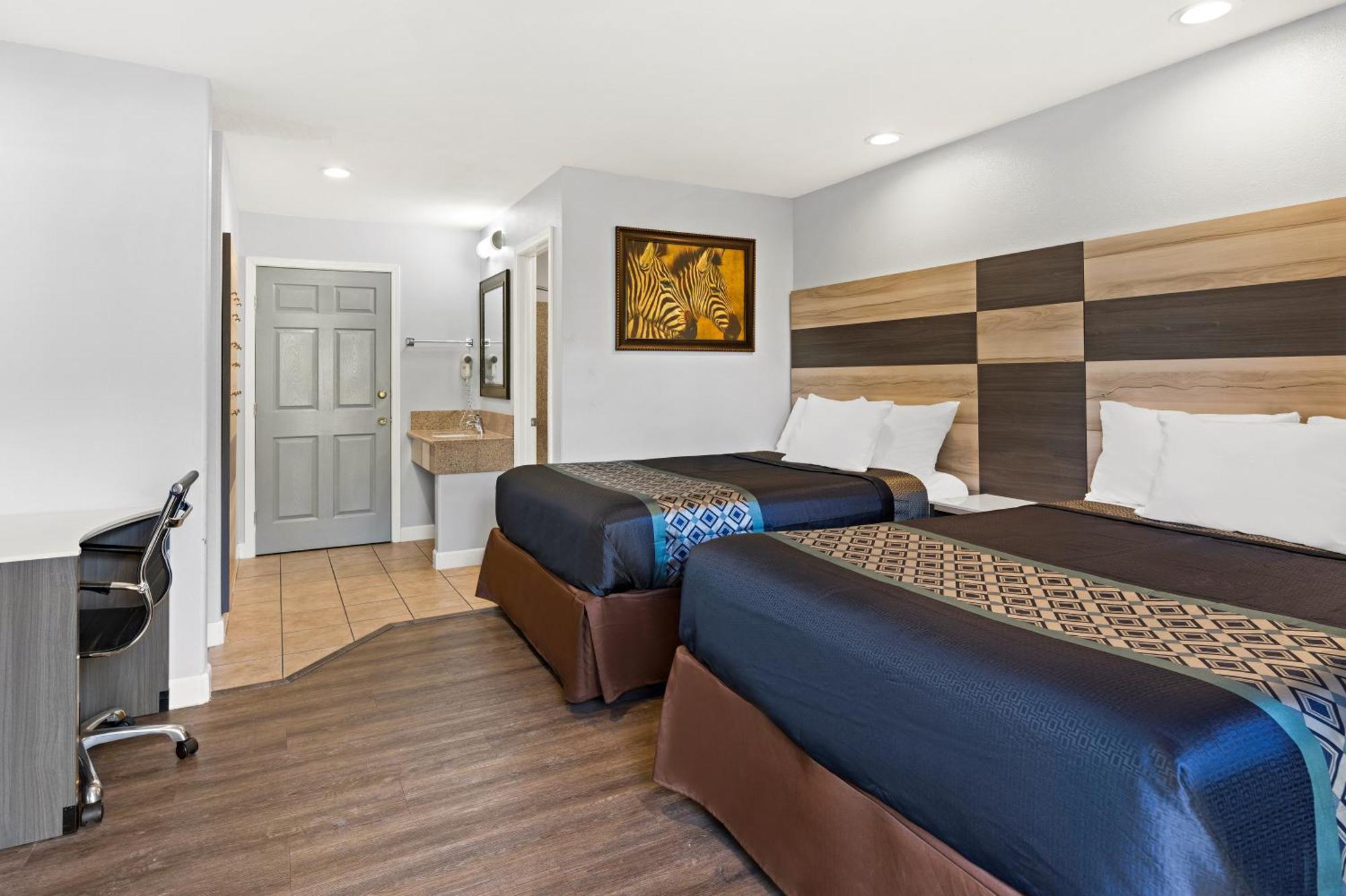 Bay Breeze Inn Оакланд Экстерьер фото